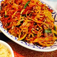 Beef Pad Thai|Kara Arandaさん