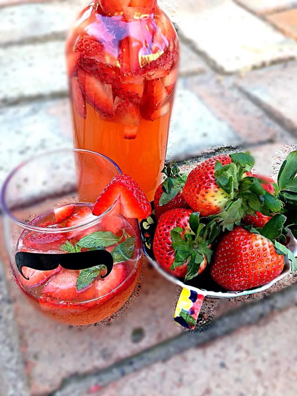 Strawberry Sangria|lindsay robesonさん