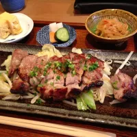 Snapdishの料理写真:肉定食！|うちださん