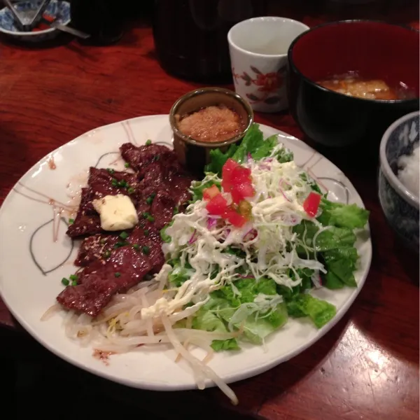 ハラミ食べたけど、昼前にピノ食べたからまったり感が。。。|あややさん