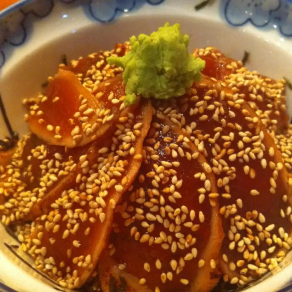 地鶏炙り丼食べた。おいしかったっす。和食はおちつくわ〜|あややさん