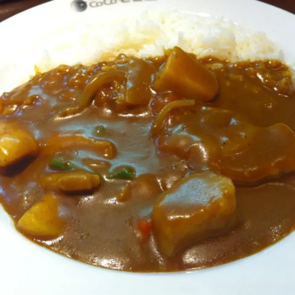 昼はカツカレー、夜もカレー。たまにはいいかぁ<3|あややさん