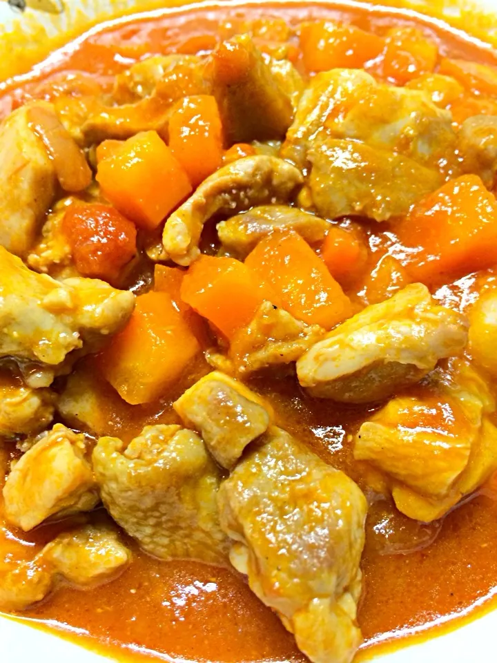 chicken cooked in tomato|Alona Suazoさん