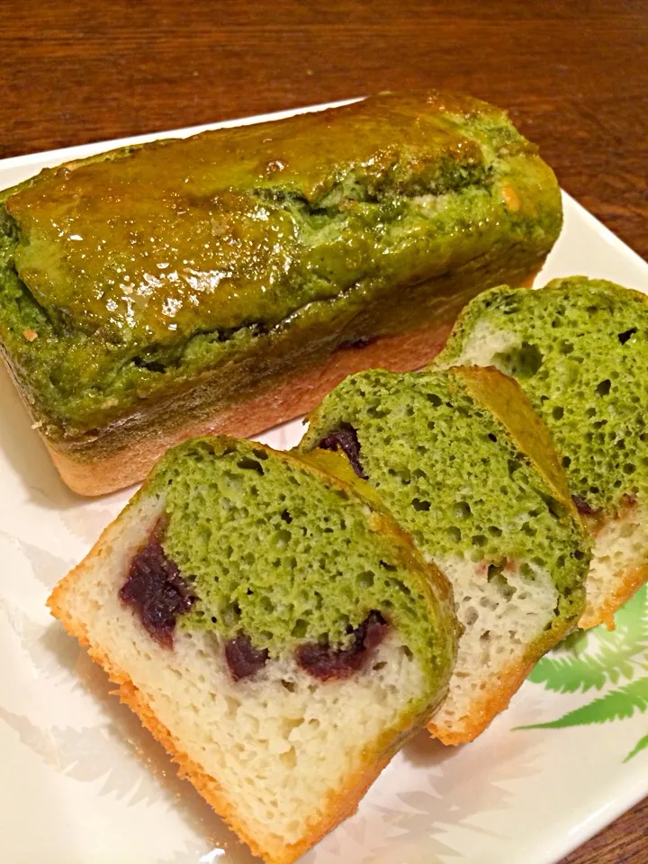 さわこさんの料理 3分生地♪抹茶とアンコ朝パン|ありさん