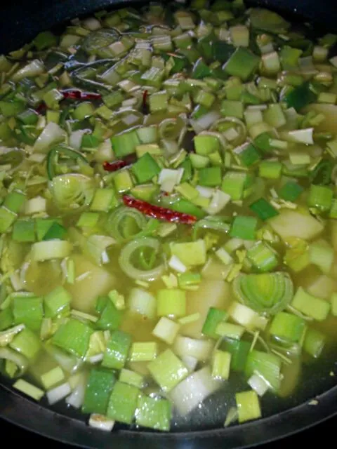 Snapdishの料理写真:Homemade potato and leek soup with roasted garlic and Shallots and celery.|Polly Gelfusoさん