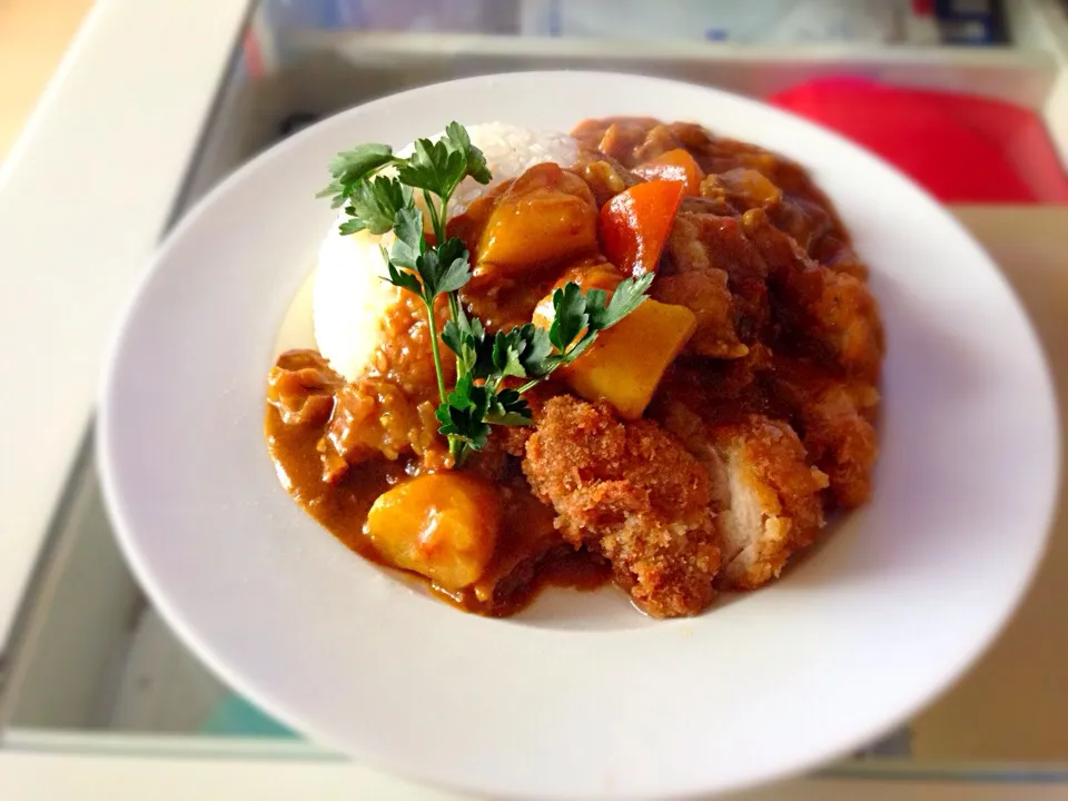 Curry butter rice with beef sinew and chicken cutlet|shafik zitounさん