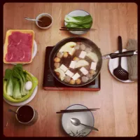 Snapdishの料理写真:The humble beginnings of a Hot pot|~natashya~さん