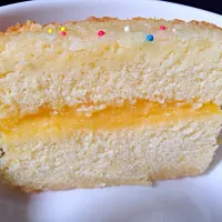 Snapdishの料理写真:Lemon cream sandwich cake|Pear Emeryさん