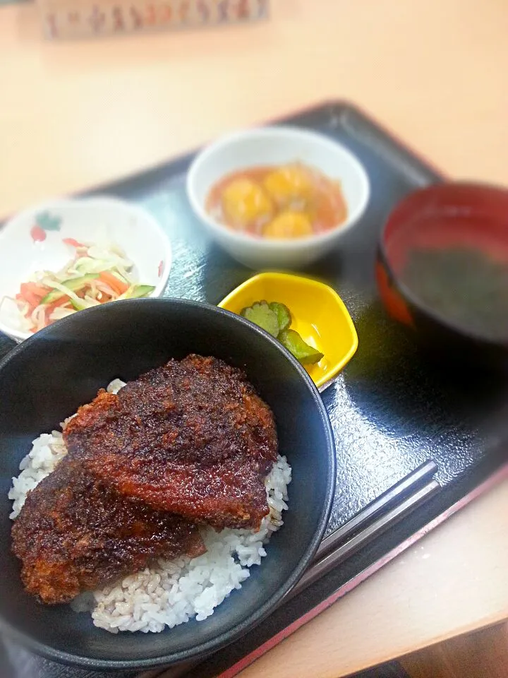 会社のご飯☆ソースカツ丼|ericanさん