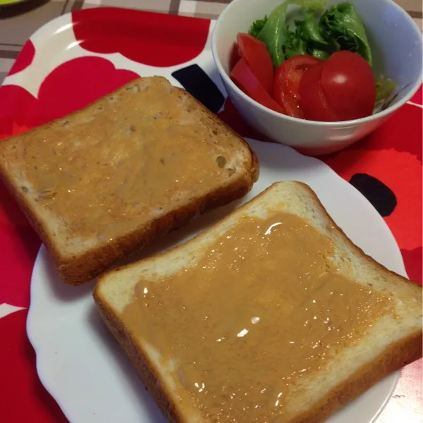 ｵﾊﾖｩ♥ヾ(◕д◕❀)ﾂ三ヾ(❀◕д◕)ﾉ ｵﾊﾖｩ♥朝🍞の時間deす。|旦那さん