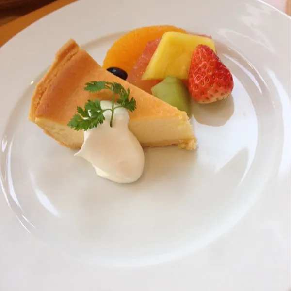 クリームチーズケーキいただきます。|旦那さん