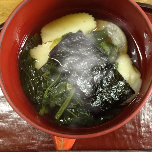 ほうれん草いっぱいのお雑煮
お正月5日目。
そろそろええか、と思いつつ。
お餅は美味しいね。
変わりばえしない写真で、ごめんなさい。
美味しいから…😅|だこちんさん