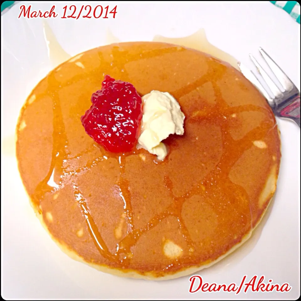 Hot Cake... My daughter is at home... I made this for her snack.|Deana/Akinaさん