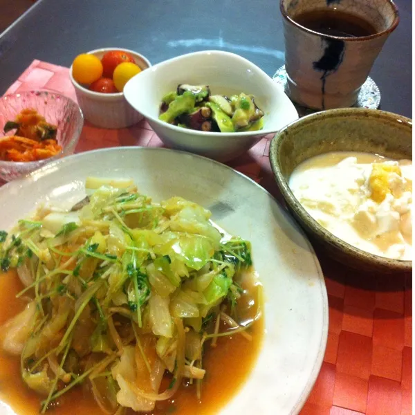 鮭と野菜の味噌バター蒸し&タコとアボカドのガーリック醤油和え&おぼろ豆腐☆ 月曜日はおうちでごはんがいいねー♡|mika♡('◎'зз) 彡さん