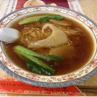 Snapdishの料理写真:お昼は、フカヒレ姿煮込み麺食べたあ＼(^o^)／|ひとみンさん