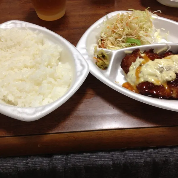 今日の晩御飯！
新・チキン南蛮弁当♫|ひとみンさん