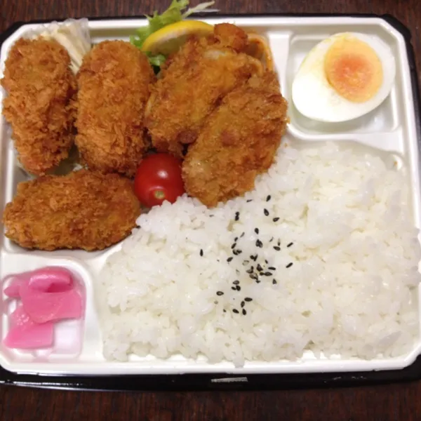 カキフライ弁当♫
少し油こかった(>_<)|ひとみンさん