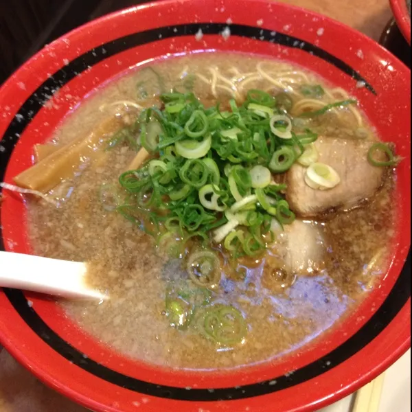 ラーメンとやきめし(^-^)/
お母さんと京都行ってきたあ！|ひとみンさん