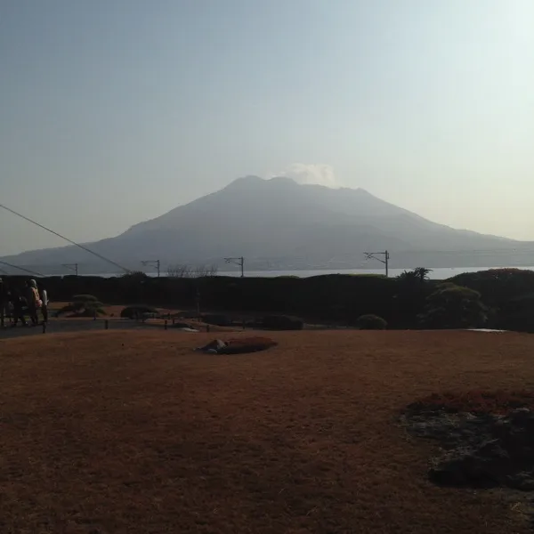 鹿児島の観光地。仙巌園。島津家お正月の味
焼き海老雑煮。酒寿司。|kyondonさん