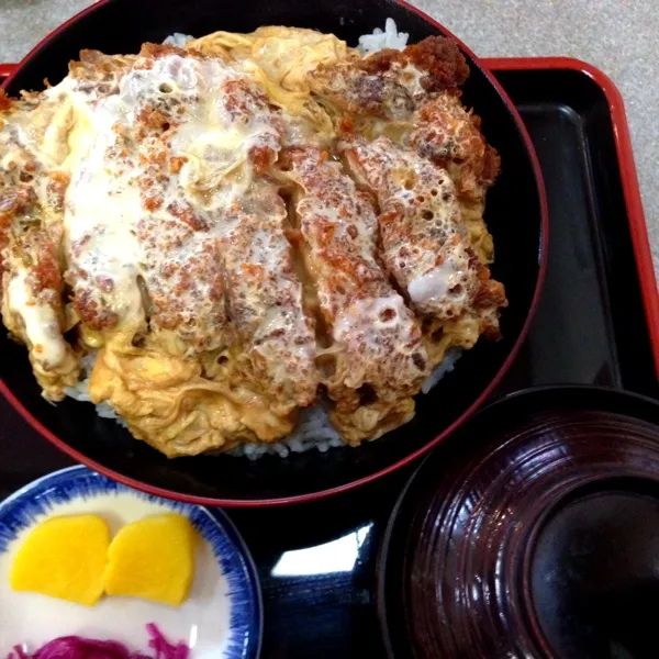 カツ丼食べました|うどんくんさん