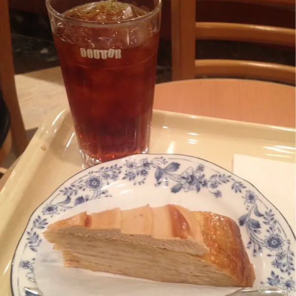 ディナーの後は、ドトールでお茶❀.(*´◡`*)❀.
アイスティーとケーキのセットで500円♡
ケーキは、マロンのミルクレープにしたけど、想像以上においしかったぁーღ꒡ ᴈ꒡)♡⃛(꒡ε ꒡ღ|ayumiさん