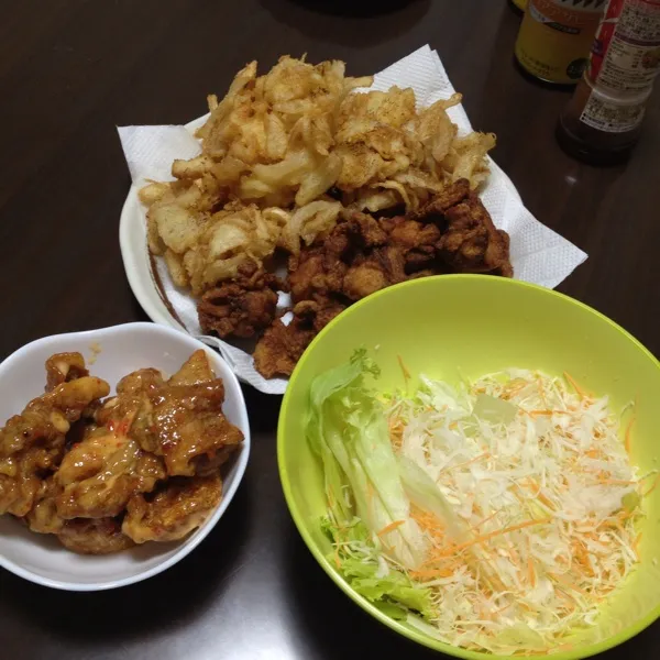 かなの家でまさちゃんの手作りご飯ご馳走になったー(((o(*ﾟ▽ﾟ*)o)))
全部おいしーけど、私的に唐揚げの和えたのとお好み焼き風が美味しすぎたー♡|ayumiさん