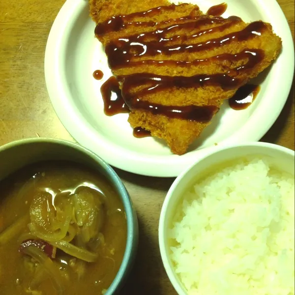 鯵フライ☆
サクサク香ばしくて美味しい♬
ご飯は無水鍋で炊きたて♡|＊にちか＊さん