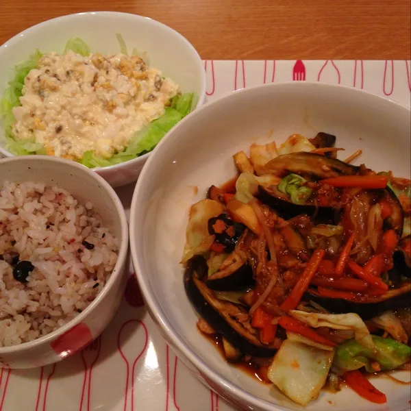 なすのみそ炒め
お豆腐と玉子のサラダ|みつほさん