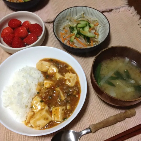 ☆麻婆豆腐
☆大根とニラのみそ汁|さみぃさん