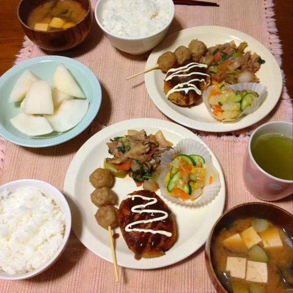 ☆肉じゃがコロッケ
☆豚ちんげん菜舞茸のみそ炒め
☆白菜きゅうりサラダ
☆わかめネギ豆腐みそ汁
☆梨|さみぃさん