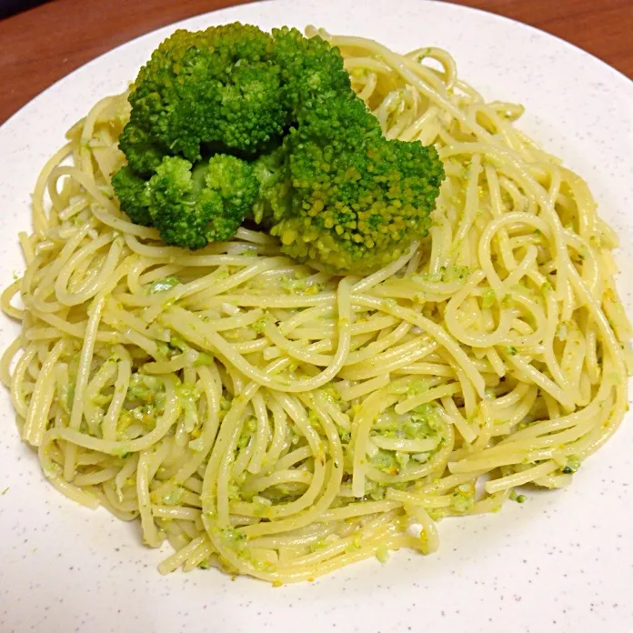 Broccoli Pesto Pasta|Rucchie Czarina Ongさん