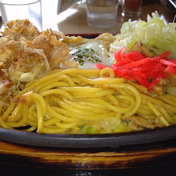 蒜山に行ってきたよ〜ん(o^^o)
蒜山焼きそばと塩釜の冷泉の釣り堀のヤマメとニジマス|はるみさん