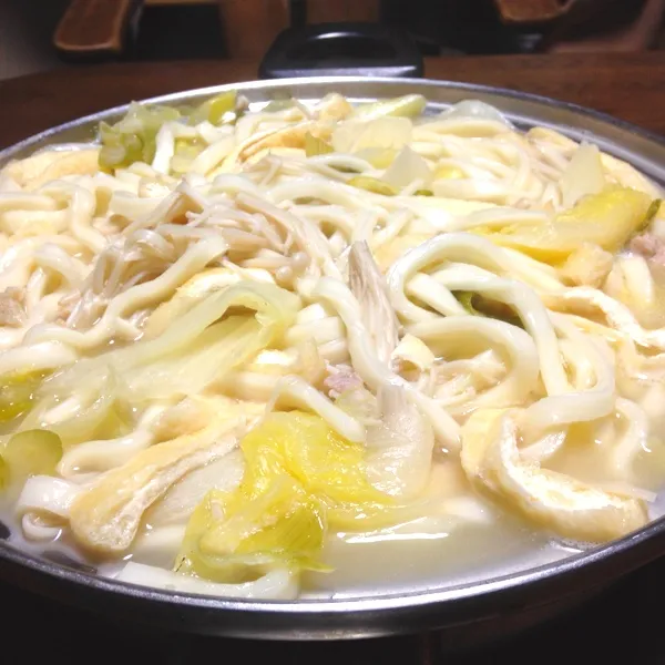 夕食は、白湯スープのうどんすき(^o^)|tenraiさん