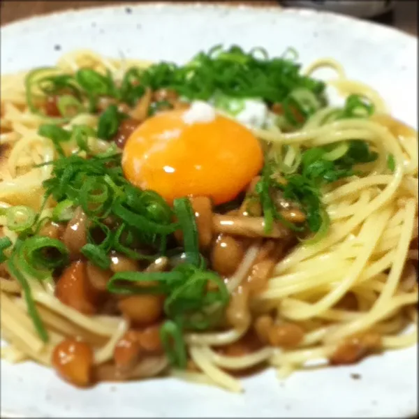 なめこ納豆パスタです!!
温泉卵風にしようとしたら大失敗_(:3」∠)_|なっちゃんさん