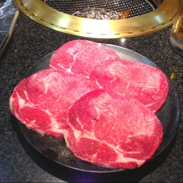 今日の夕食は、焼肉o(^_^)o
平日なのに並んでいたのにはビックリしました！|tenraiさん