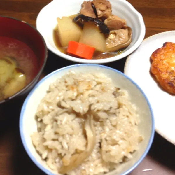 今日の夕食は、しめじご飯(^o^)|tenraiさん