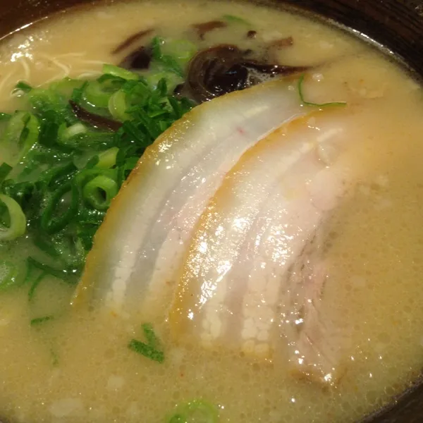 金虎の細麺のストレート麺|はっちぃさん