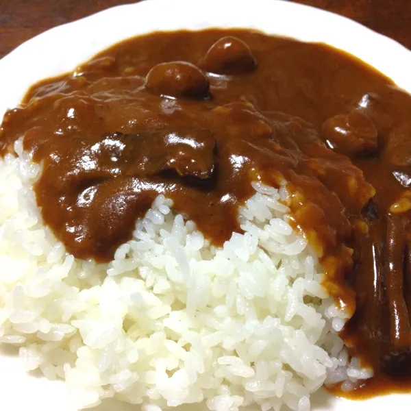 帰りが遅かったので、レトルトカレーですね。|はっちぃさん