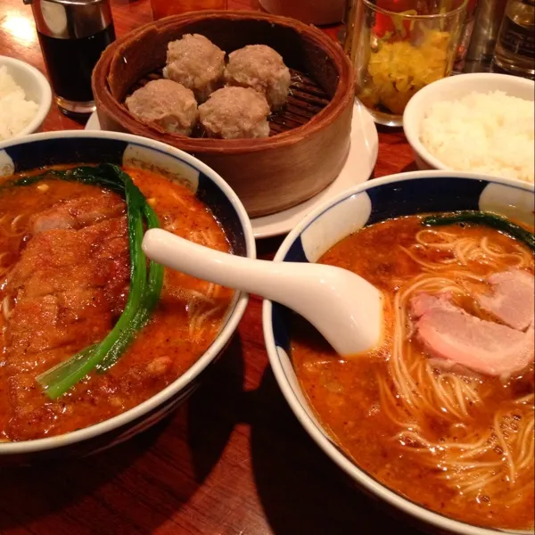 担々麺とシュウマイ
PRIちゃんのシュウマイ見たら食べたくなった（≧∇≦）
ここの担々麺は柚子が香って美味しい♡|imi243さん