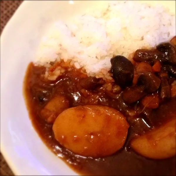 Snapdishの料理写真:カレーライス

野菜スープをカレーにアレンジ|imi243さん