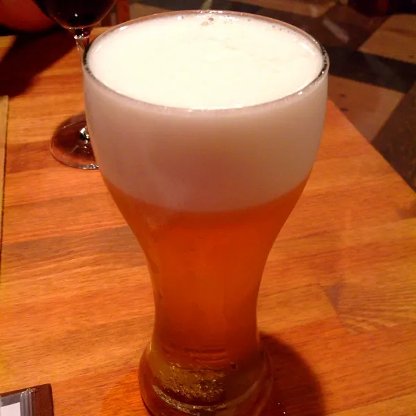 久しぶりのLatiで白ビール🍺
うまっ(｡>∀<｡)|ぃちさん