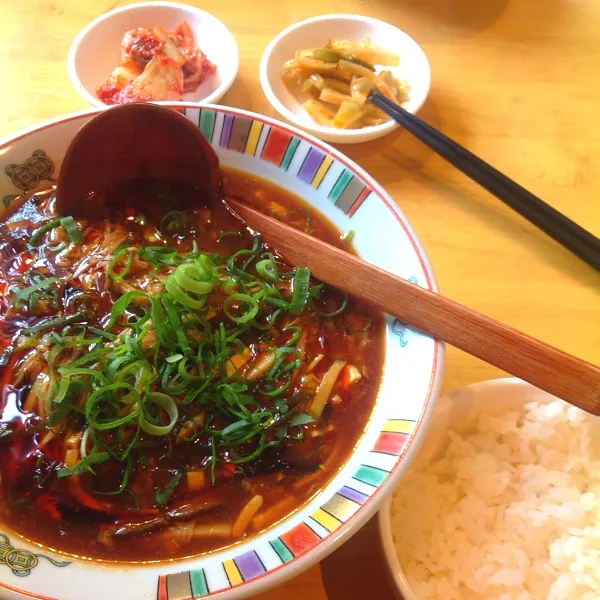 酸辣湯麺今日は3辛！！
今日は麺が硬めでうまーい(｡>∀<｡)|ぃちさん