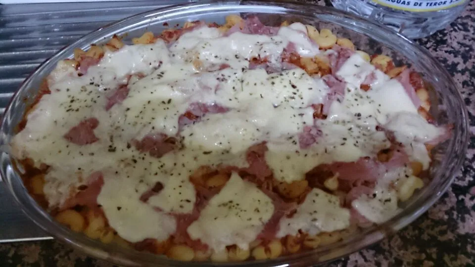 macarrones con jamón y queso.|Joana Gonzalez Pereraさん