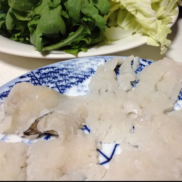 梅酒の試飲で良い感じになってきたので、晩ご飯は軽く鱧チリで…
コレは多少お腹が一杯でも食べられるねぇ〜
(=^ェ^=)|うぉずさん