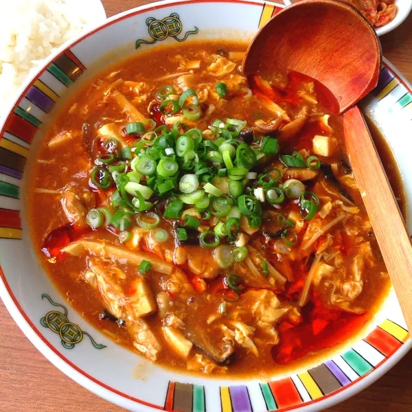 軽〜く二日酔いの。。。酸辣湯麺(2辛)
うっま〜いっ！！♪( ´▽｀)|ぃちさん