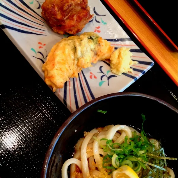 今日はお弁当地獄から抜け出して、おうどん食べた♪( ´▽｀)|ぃちさん