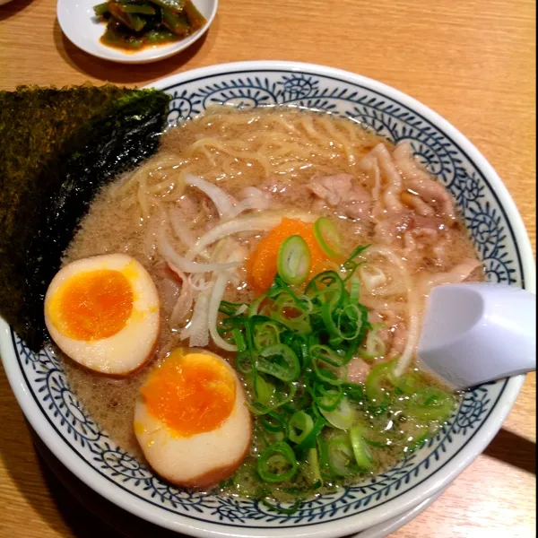 Snapdishの料理写真:2回目〜丸源ラーメン( ´ ▽ ` )ﾉ
肉そば・餃子・ソフトクリーム(無料)|ぃちさん