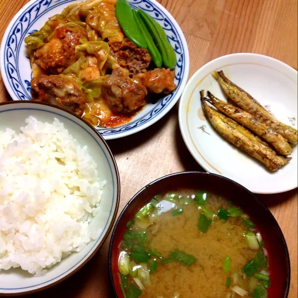 お昼ごはん(●'ｗ'●)
挽肉とキャベツの重ね蒸し・かますご酢漬け|ぃちさん