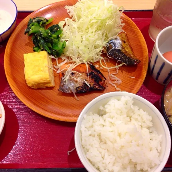 関空でたべたビッフェ式の朝食
これは、私的にはヒット。|makioさん