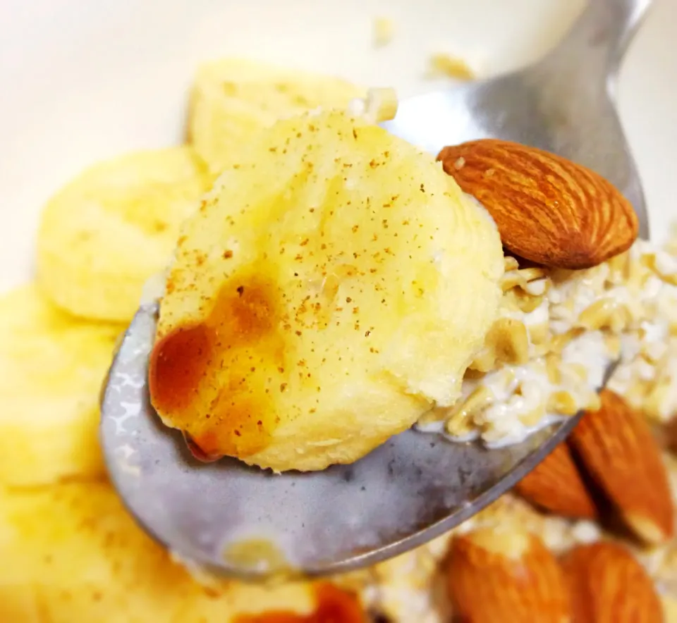 Steel cut oats with banana, cinnamon and Okinawan brown sugar syrup|coxiella24さん